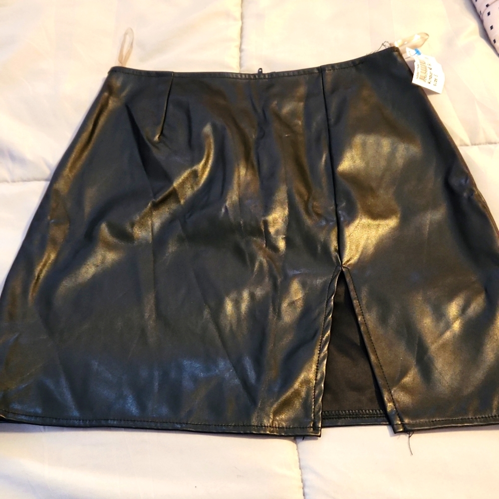 Black faux leather mini skirt from Windsor